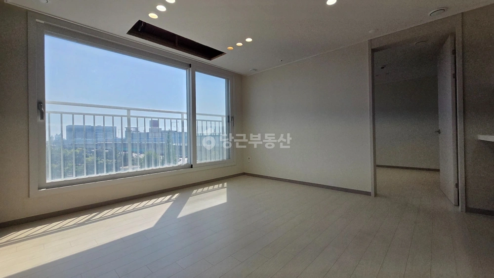 인천광역시 제물포구 신흥동3가 오피스텔 사진 1