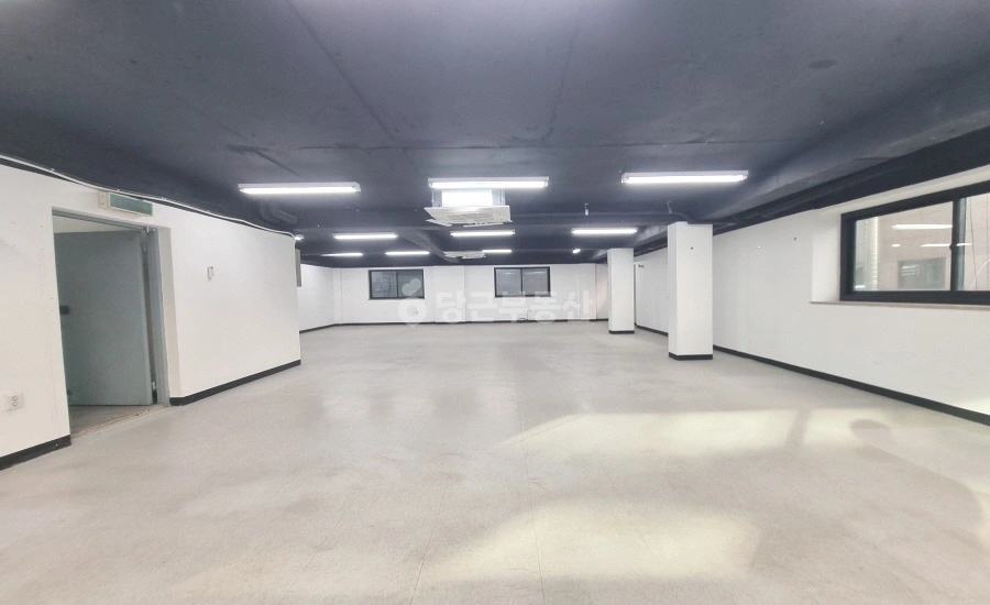 서울특별시 강남구 논현동 상가 사진 1