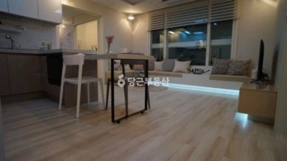 대전광역시 유성구 봉명동 아파트 사진 1
