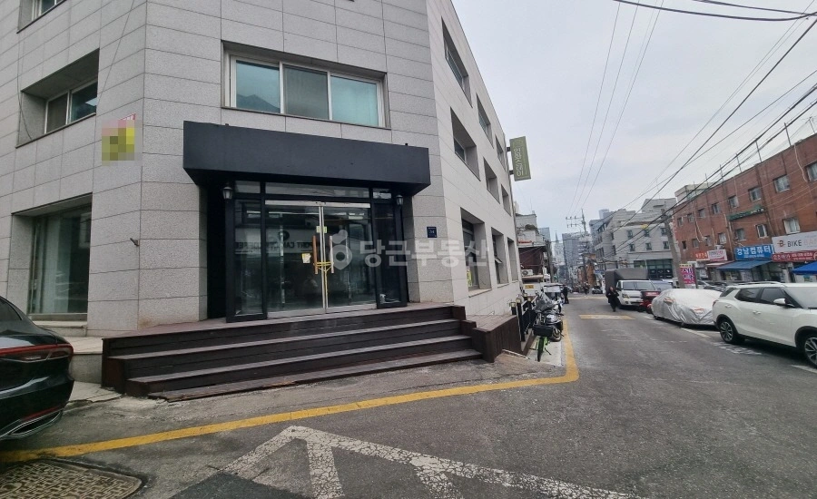 서울특별시 강남구 논현동 상가 사진 1