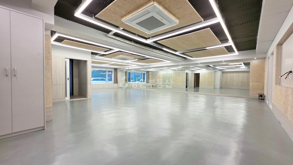 서울특별시 강남구 논현동 상가 사진 1