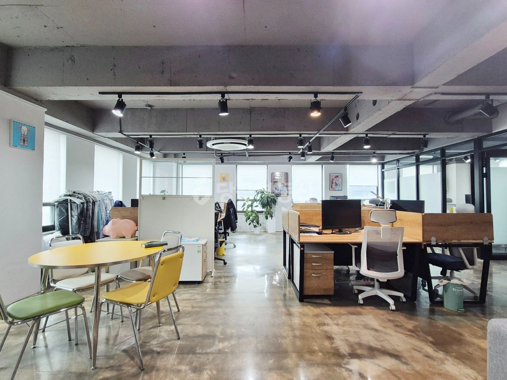 서울특별시 마포구 서교동 사무실 사진 1