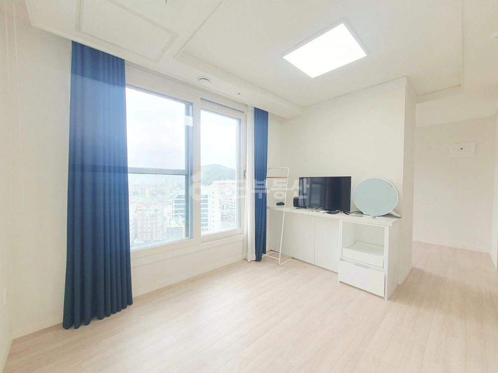 부산광역시 수영구 민락동 오피스텔 사진 1