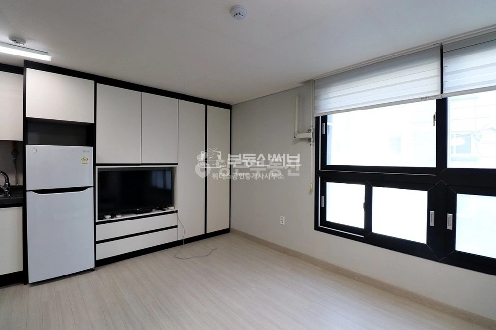 부산광역시 연제구 거제동 원룸 사진 1