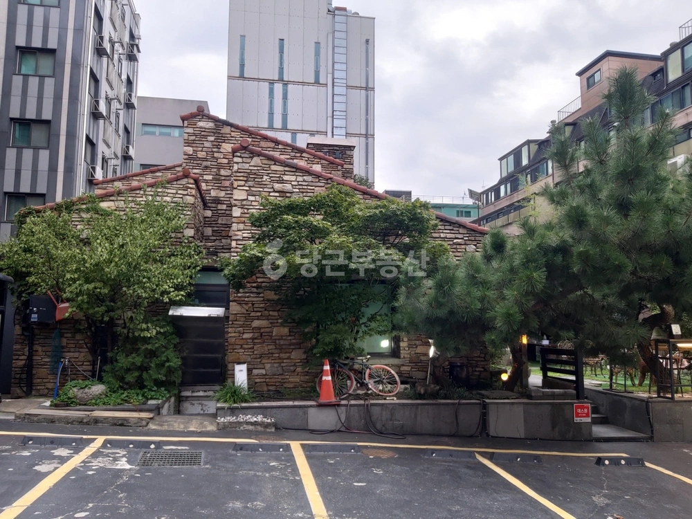 서울특별시 강남구 논현동 사무실 사진 1