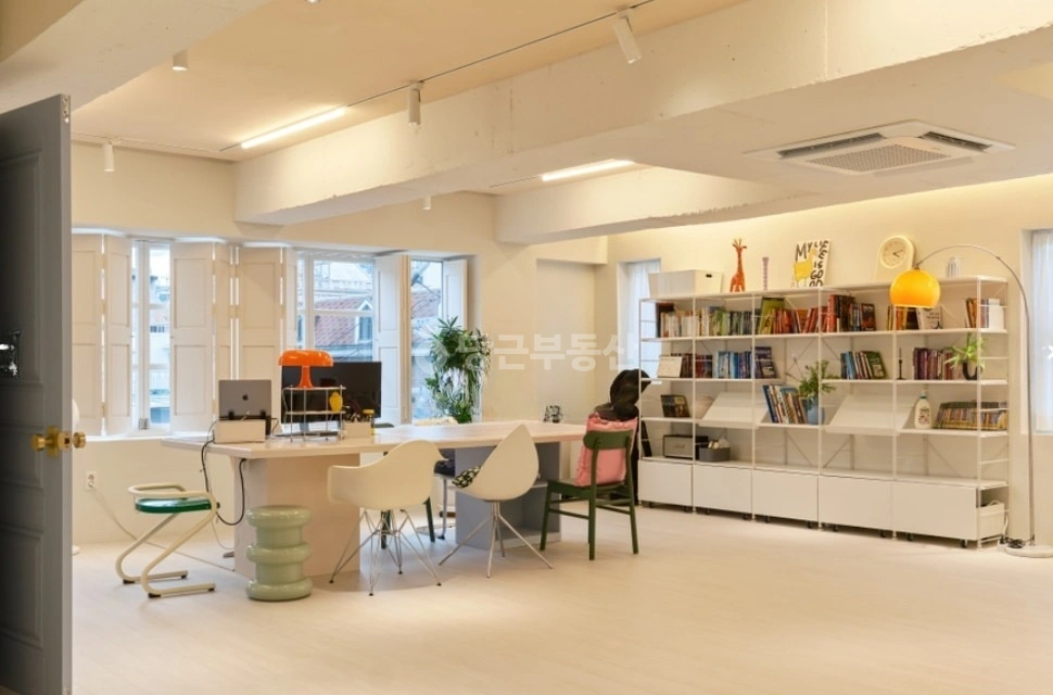 서울특별시 강남구 신사동 사무실 사진 1