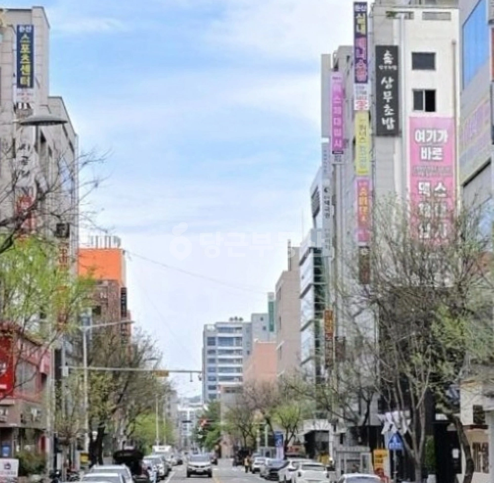 대전광역시 서구 둔산동 상가 사진 1