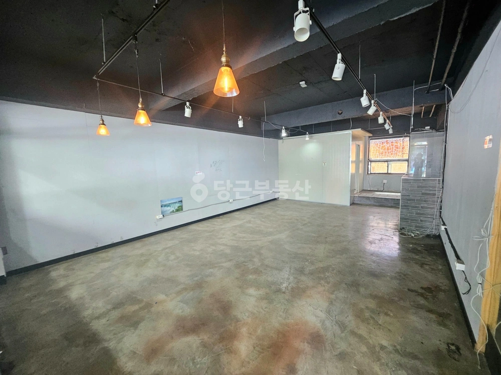 전남광주통합특별시 서구 화정동 상가 사진 1