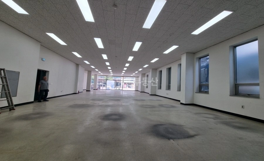 서울특별시 강남구 역삼동 상가 사진 1