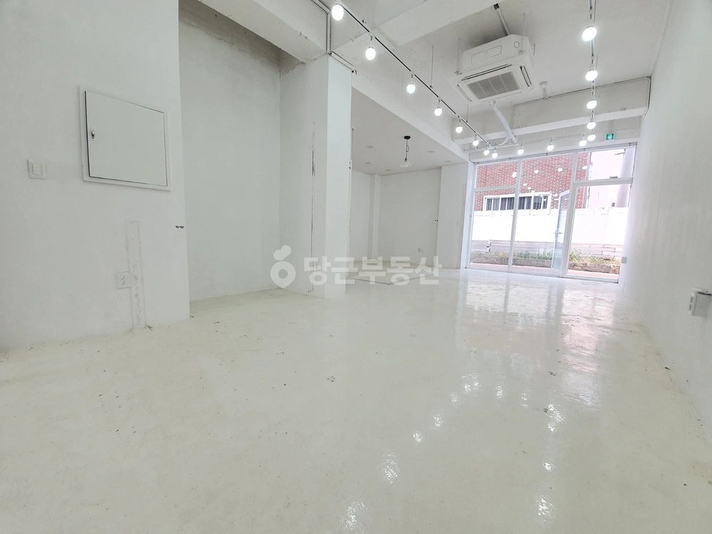 대구광역시 수성구 두산동 상가 사진 1