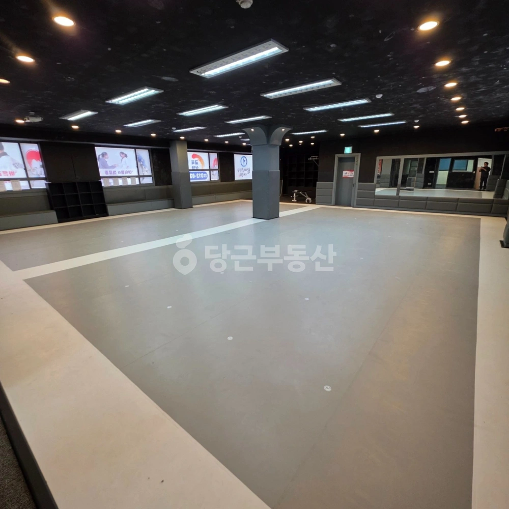대구광역시 북구 읍내동 상가 사진 1