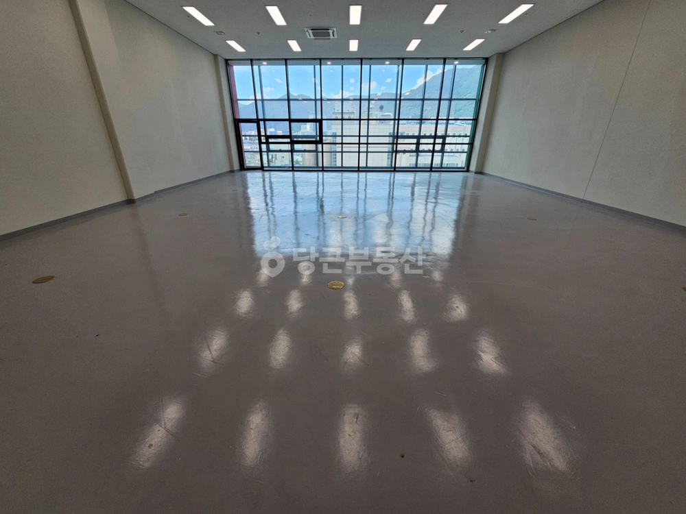 경상남도 창원시 의창구 팔용동 공장/창고 사진 1