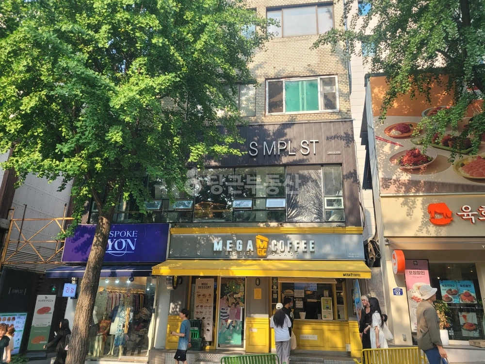 서울특별시 서대문구 대현동 상가 사진 1