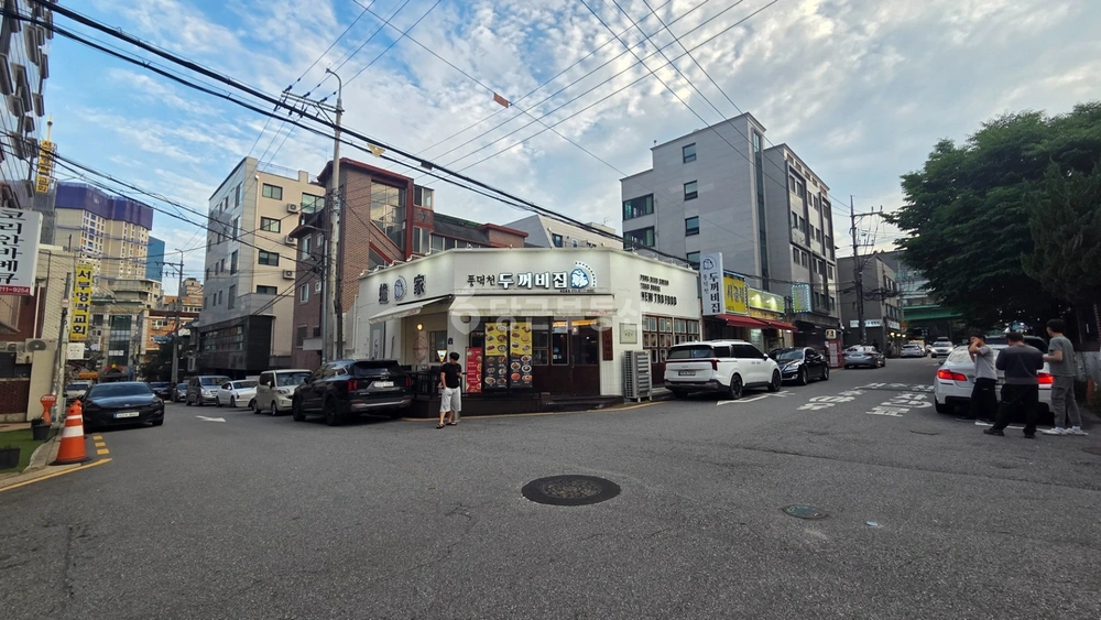 경기도 수원시 팔달구 우만동 상가 사진 1