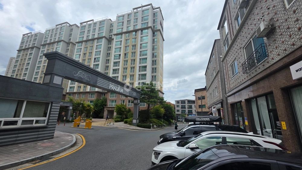 대전광역시 서구 관저동 상가 사진 1