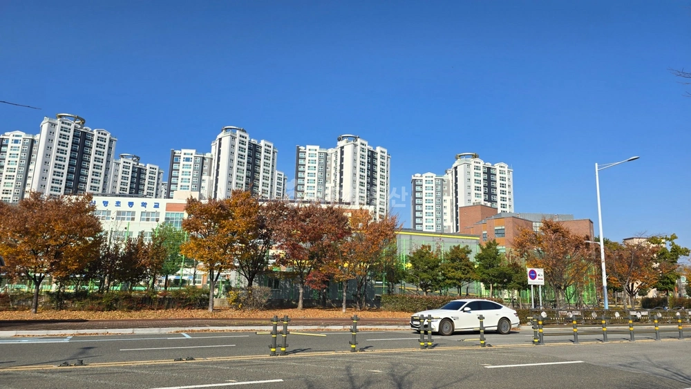 부산광역시 강서구 명지동 아파트 사진 1