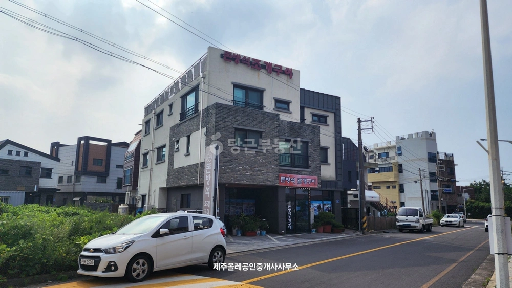 제주특별자치도 제주시 조천읍 건물 사진 1