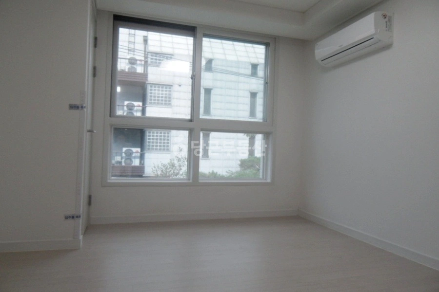 서울특별시 강남구 역삼동 원룸 사진 1