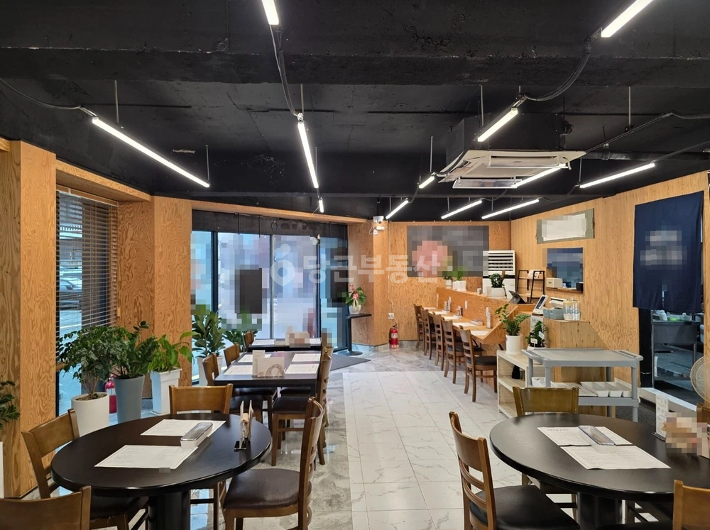 부산광역시 동래구 사직동 상가 사진 1