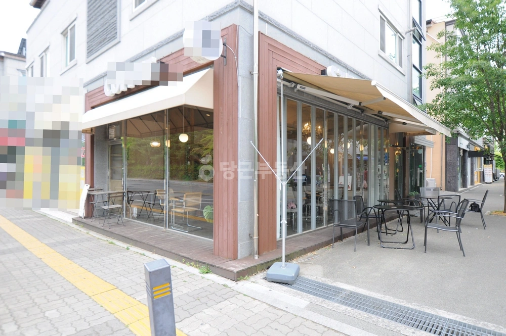대전광역시 유성구 봉명동 상가 사진 1