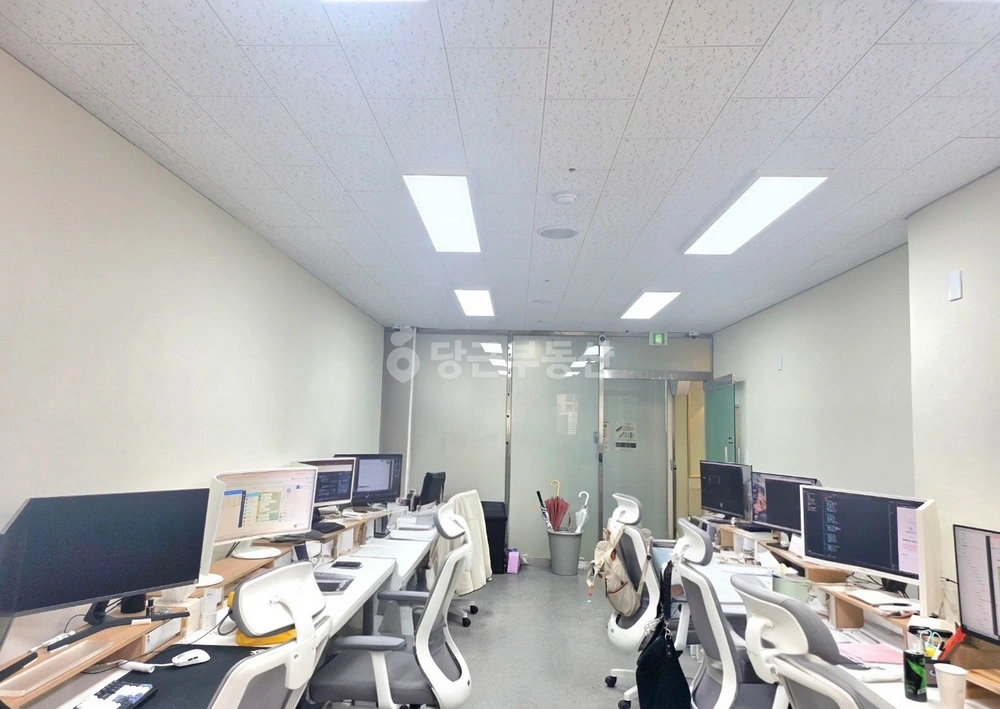 경기도 고양시 일산동구 장항동 사무실 사진 1