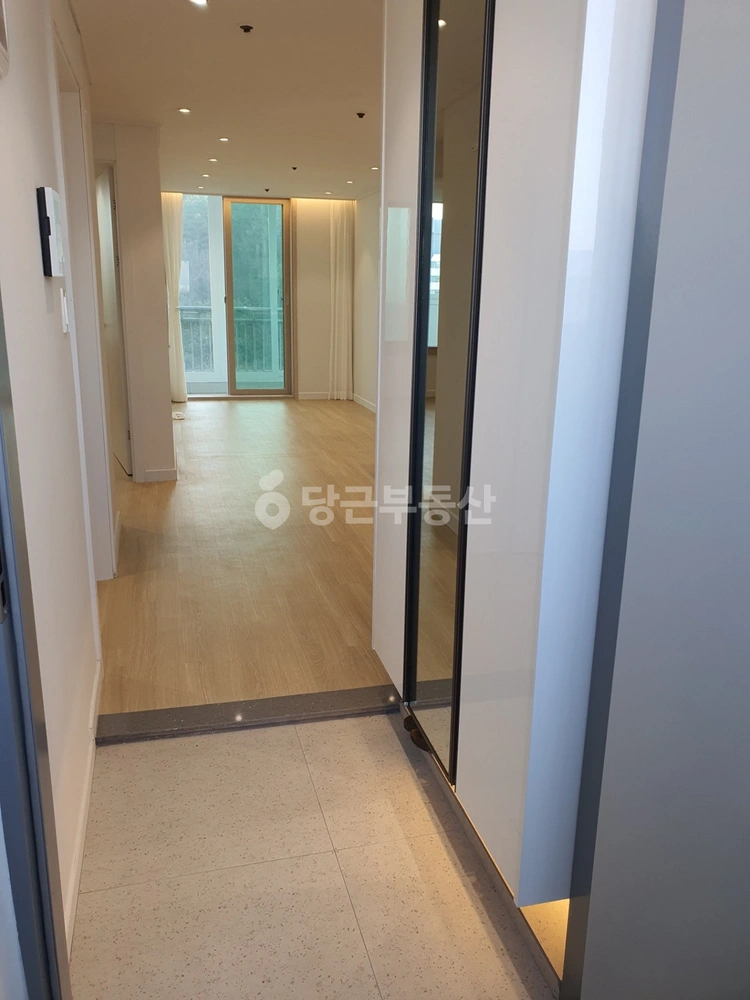 부산광역시 남구 용호동 아파트 사진 1
