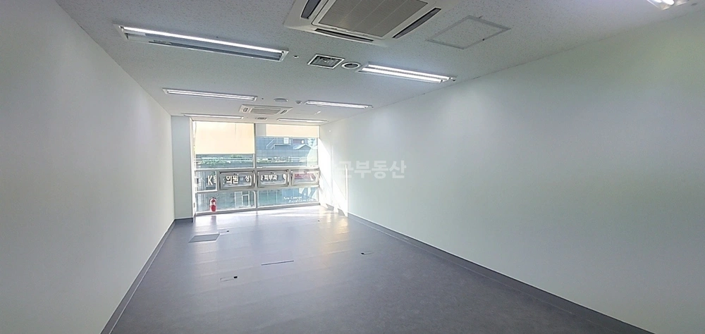 경기도 고양시 일산동구 장항동 사무실 사진 1