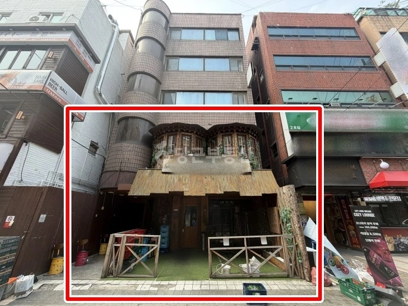 서울특별시 서대문구 창천동 상가 사진 1
