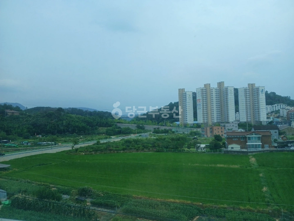 경상남도 밀양시 교동 아파트 사진 1