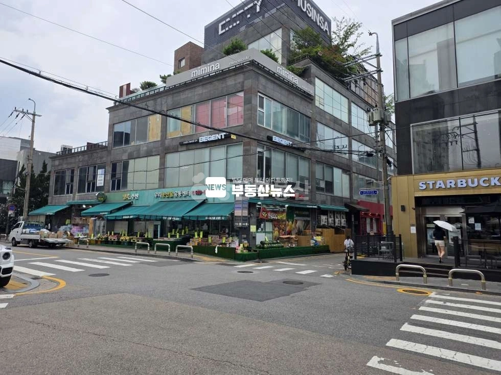 서울특별시 강남구 신사동 상가 사진 1