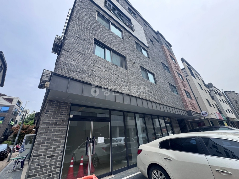 경기도 파주시 목동동 상가 사진 1