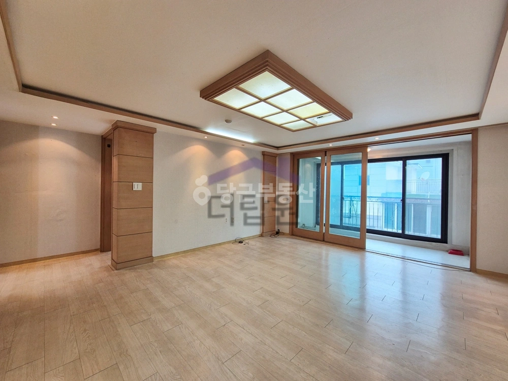 서울특별시 강남구 역삼동 아파트 사진 1