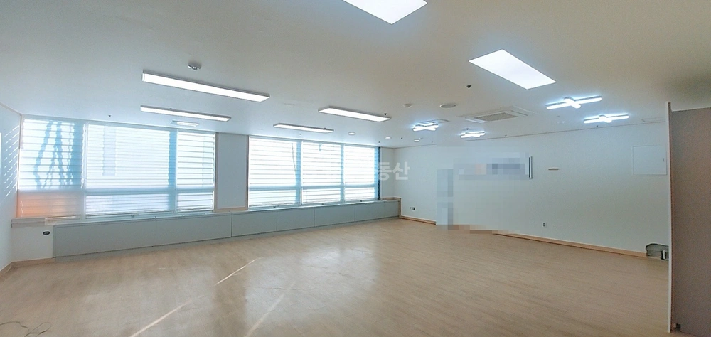 경기도 고양시 일산동구 장항동 사무실 사진 1