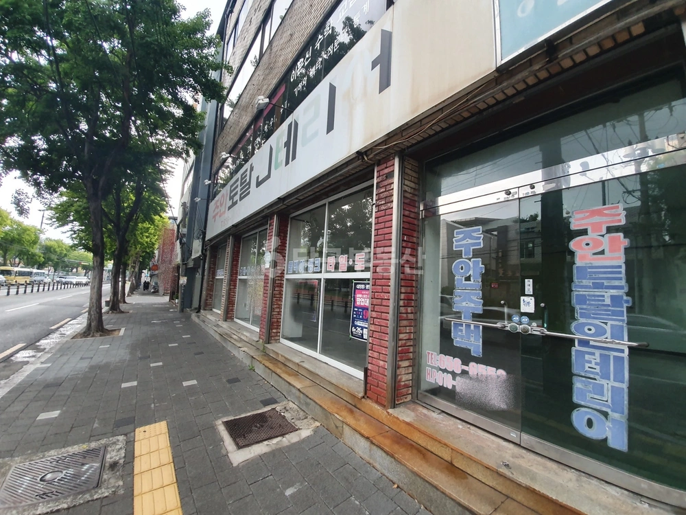 대구광역시 달서구 성당동 상가 사진 1