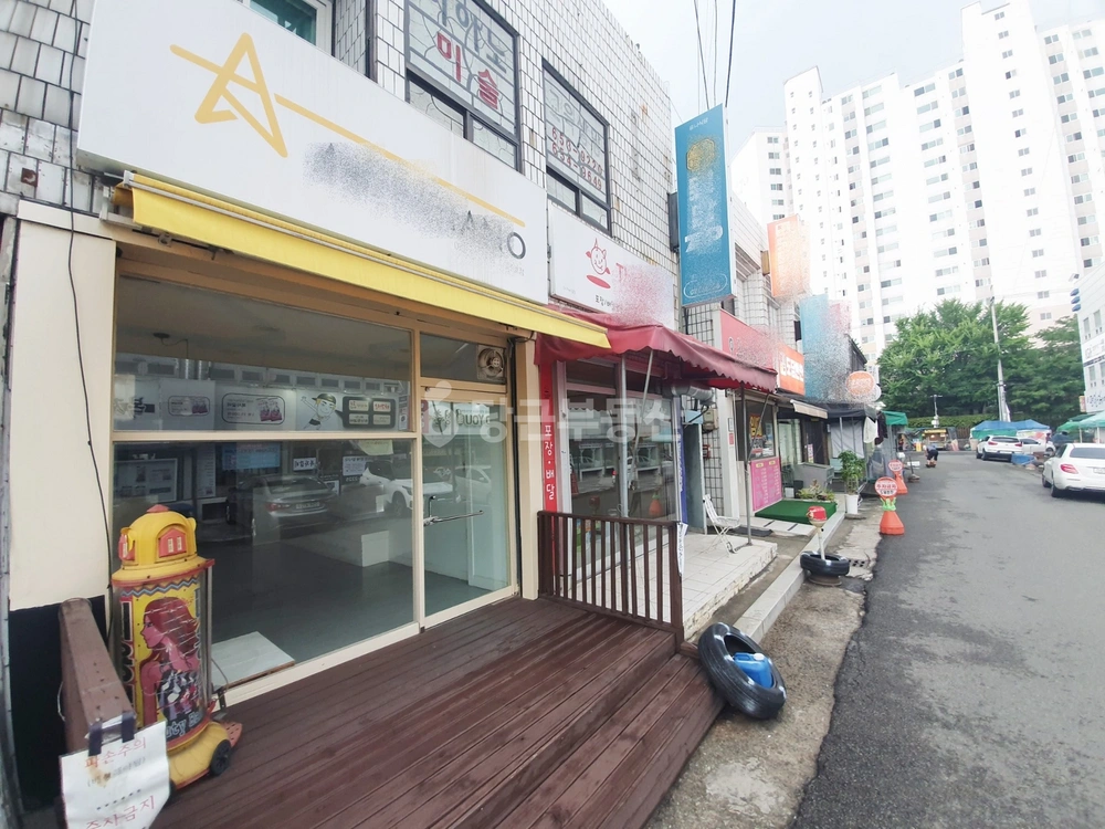 대구광역시 달서구 성당동 상가 사진 1