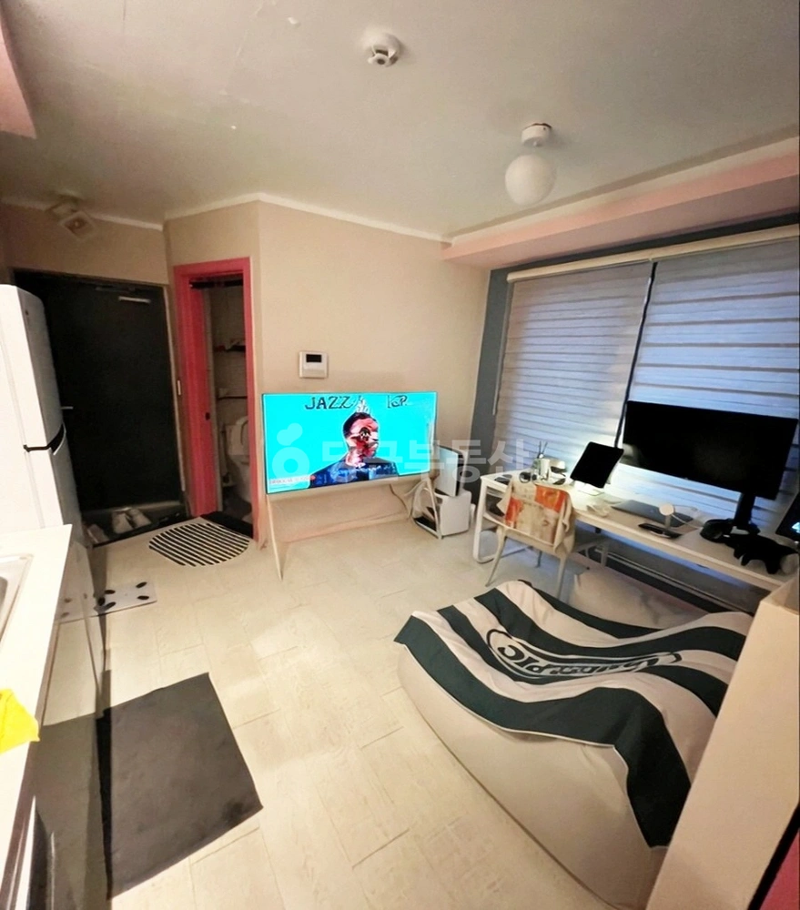 서울특별시 강남구 논현동 원룸 사진 1