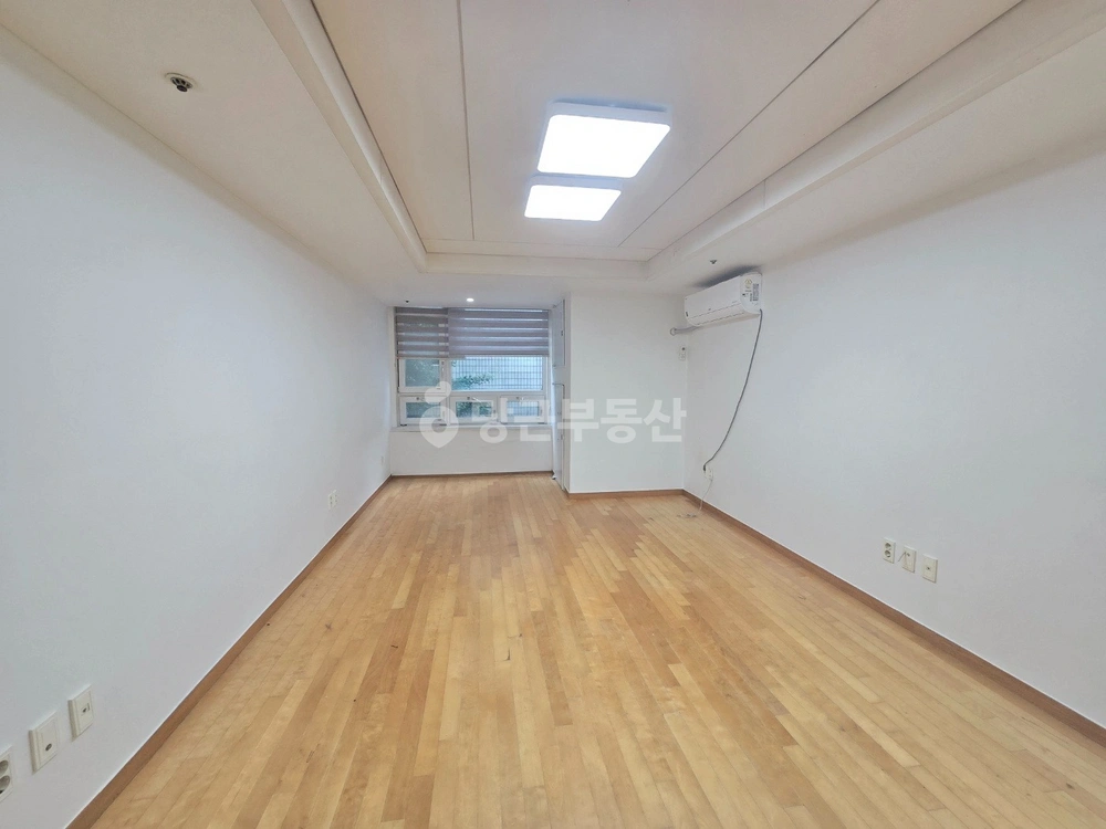 서울특별시 영등포구 여의도동 오피스텔 사진 1