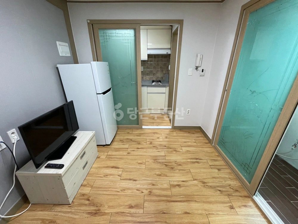 대전광역시 유성구 원내동 원룸 사진 1