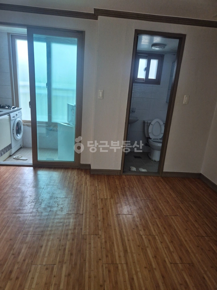 부산광역시 강서구 명지동 원룸 사진 1