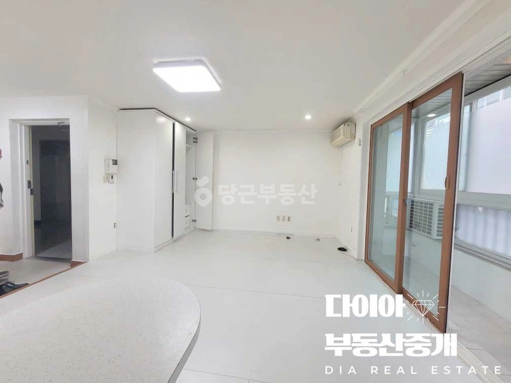 서울특별시 강남구 신사동 원룸 사진 1
