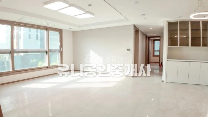 전남광주통합특별시 북구 우산동 아파트 사진 1