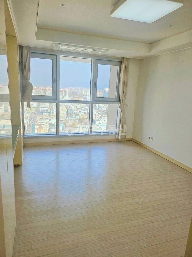 울산광역시 남구 삼산동 오피스텔 사진 1