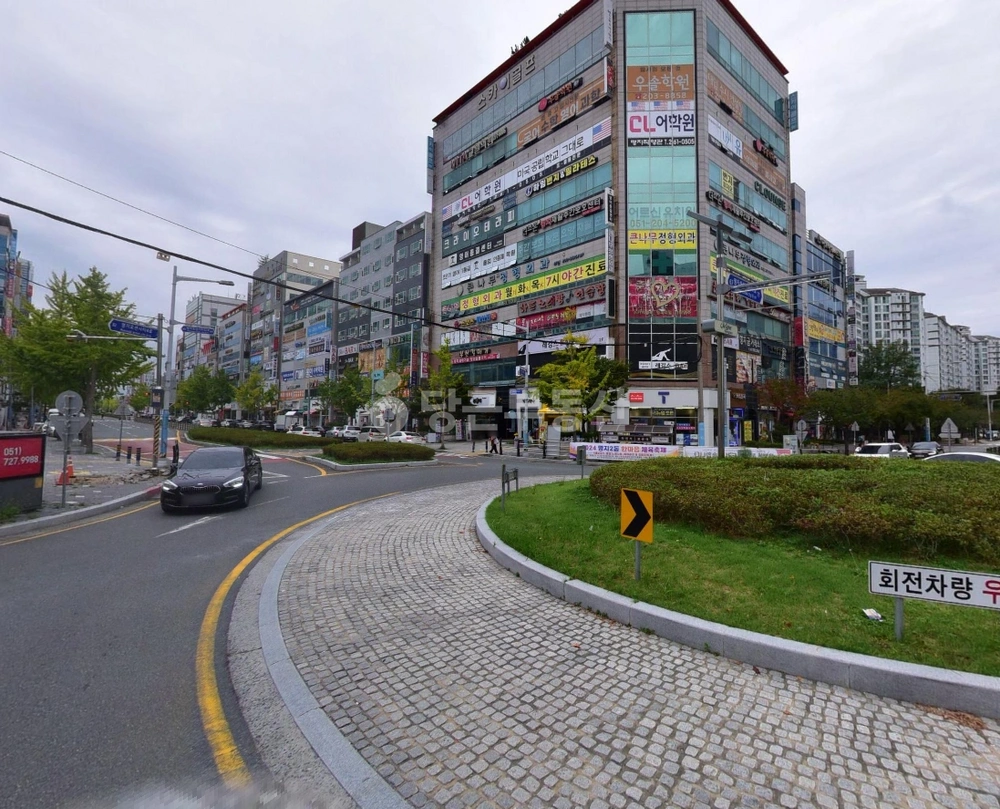 부산광역시 강서구 명지동 상가 사진 1