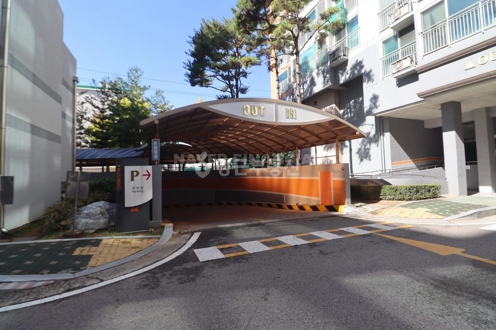 인천광역시 부평구 삼산동 아파트 사진 1