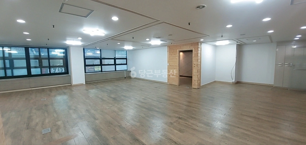 경기도 고양시 일산동구 장항동 사무실 사진 1