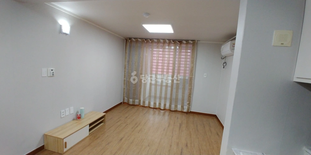 대전광역시 서구 둔산동 아파트 사진 1