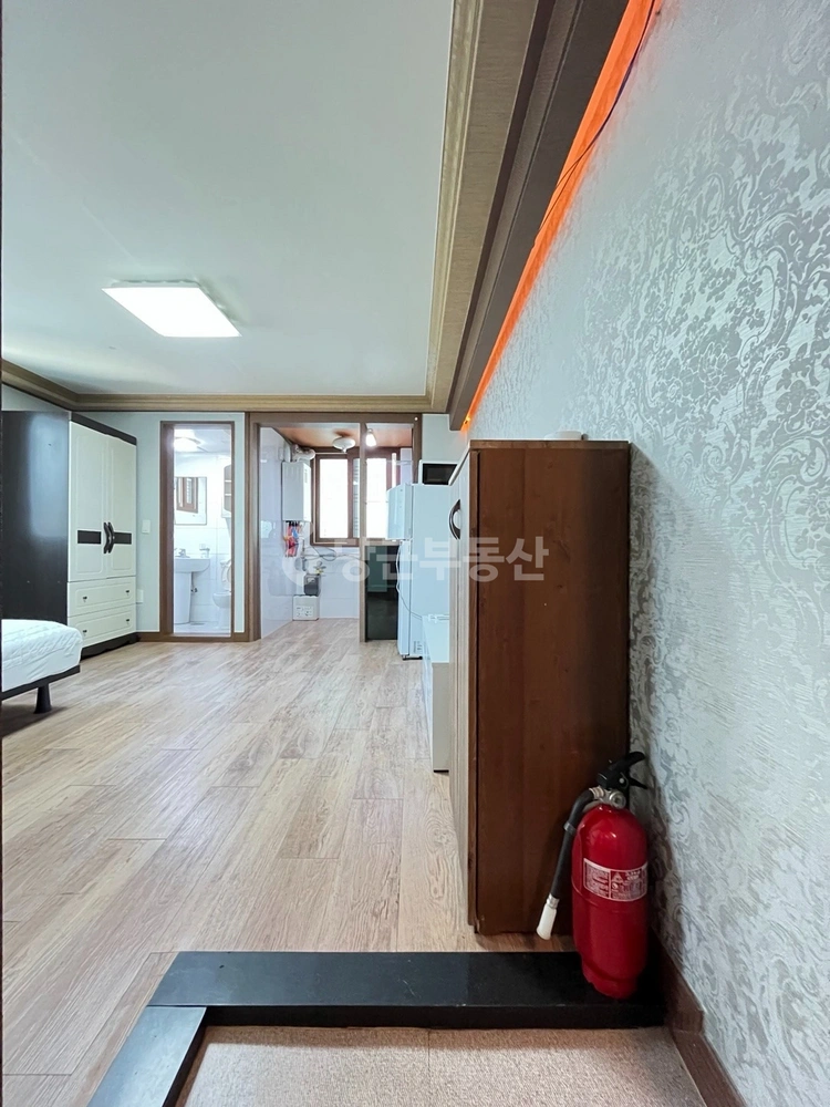부산광역시 중구 영주동 원룸 사진 1