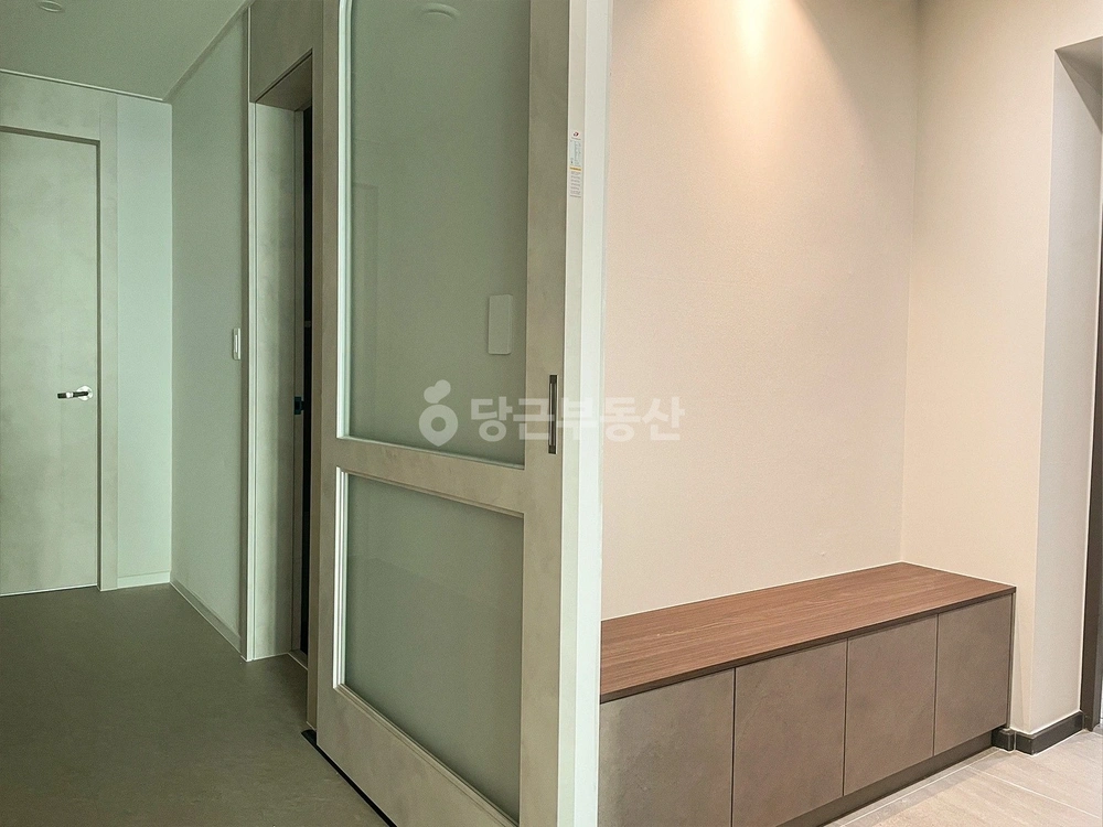인천광역시 연수구 송도동 아파트 사진 1