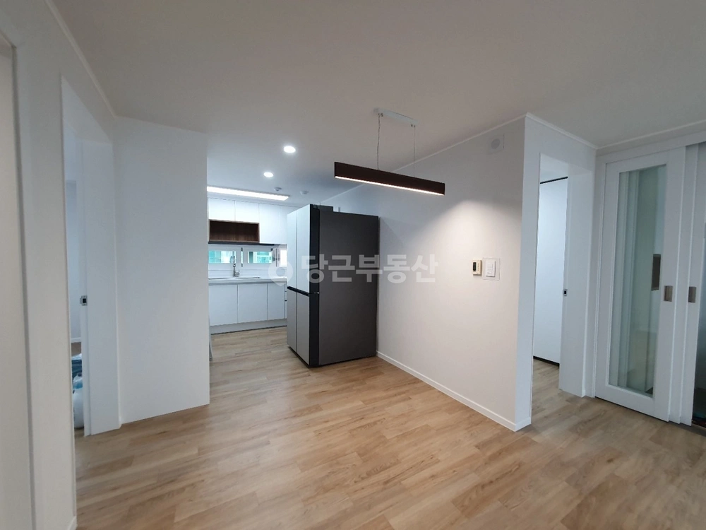 대전광역시 서구 둔산동 아파트 사진 1