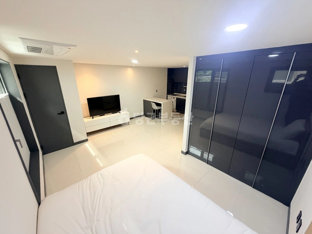 서울특별시 강남구 역삼동 원룸 사진 1
